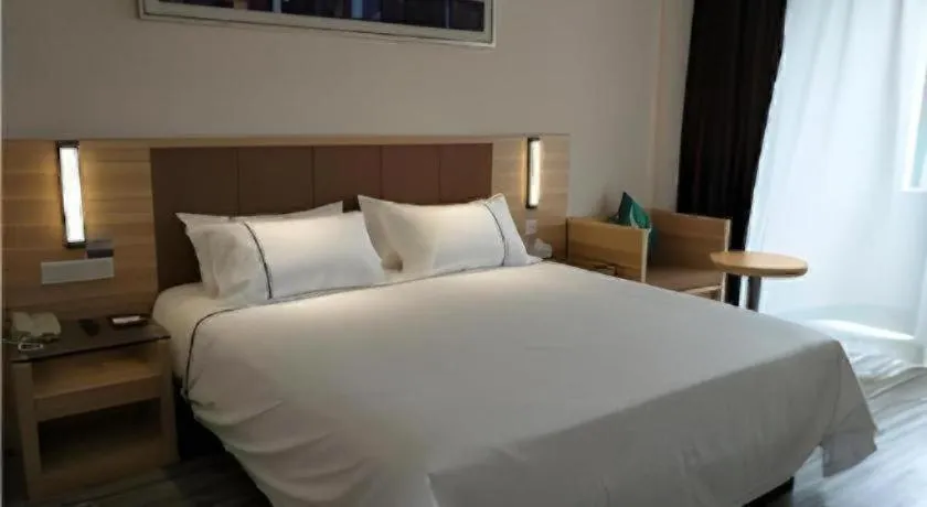 Bed in City Comfort Inn Luohe Railway Station Jiefang Road