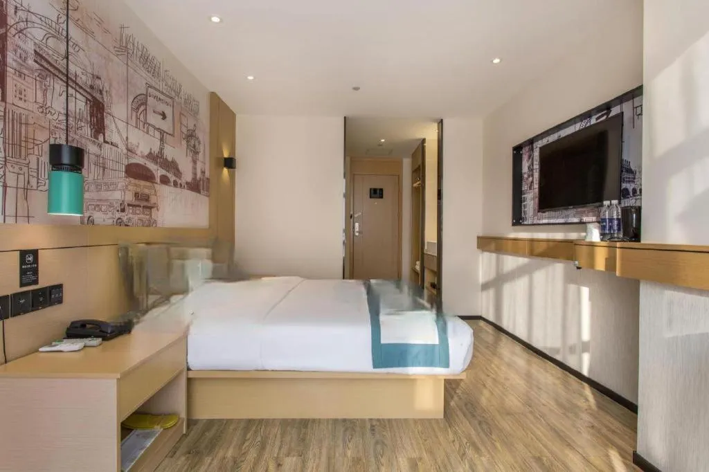 Bed in City Comfort Inn Nanning International Exhibition Jinhu Plaza