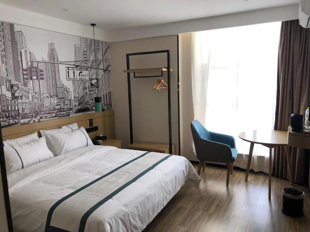 Bed in City Comfort Inn Nanning International Exhibition Jinhu Plaza