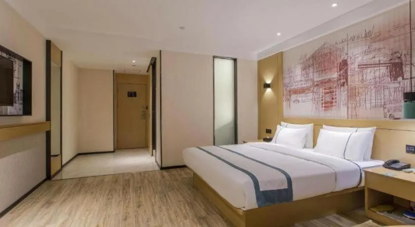 Bed in City Comfort Inn Nanning International Exhibition Jinhu Plaza