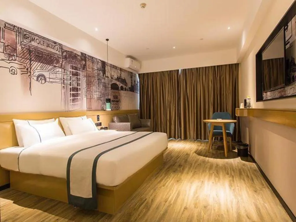 Bed in City Comfort Inn Nanning International Exhibition Jinhu Plaza