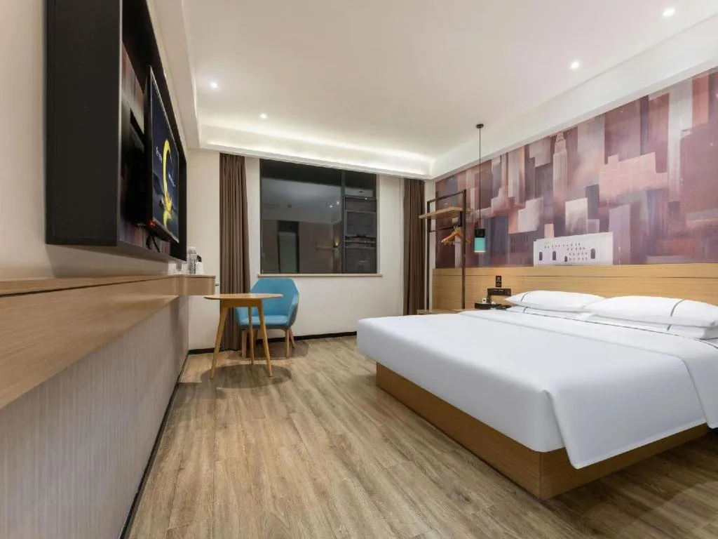 Bed in City Comfort Inn Suizhou Bingzi Wanda