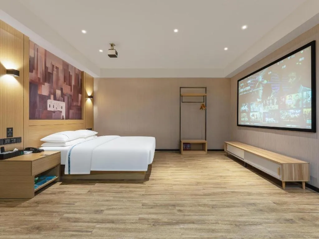 Bed in City Comfort Inn Suizhou Bingzi Wanda