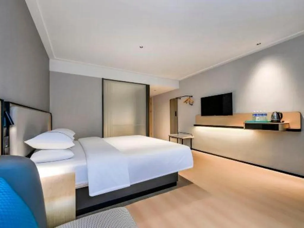 Bed in City Comfort Inn Chongqing Shiqiao Plaza Metro Station