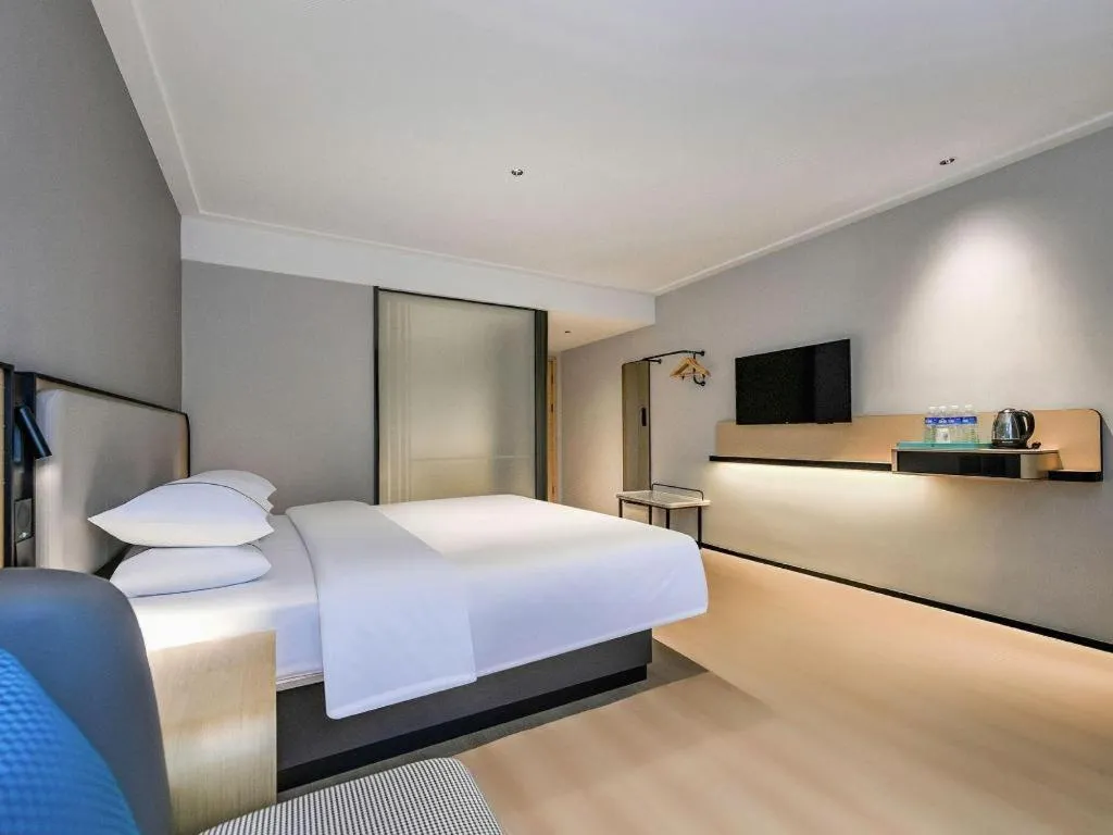 Bed in City Comfort Inn Chongqing Shiqiao Plaza Metro Station