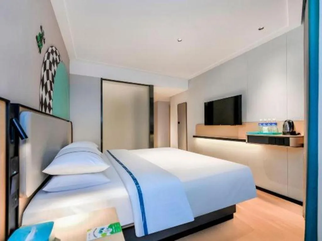 Bed in City Comfort Inn Chongqing Shiqiao Plaza Metro Station