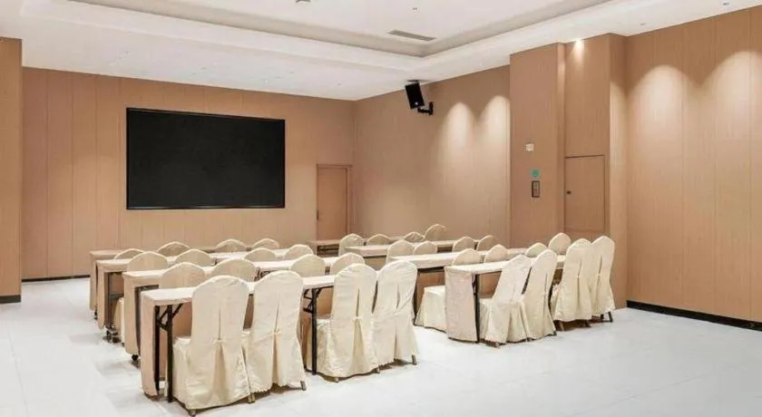 City Comfort Inn Chongqing Shiqiao Plaza Metro Station