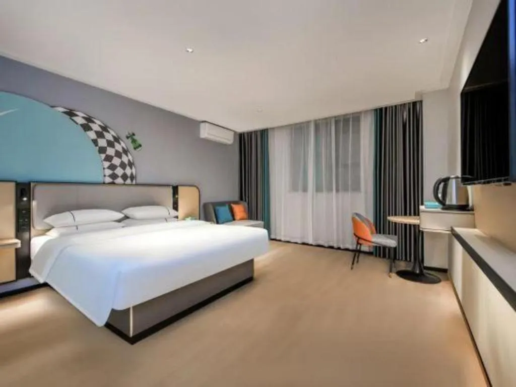 Bed in City Comfort Inn Chongqing Shiqiao Plaza Metro Station