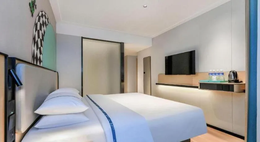 Bed in City Comfort Inn Chongqing Shiqiao Plaza Metro Station