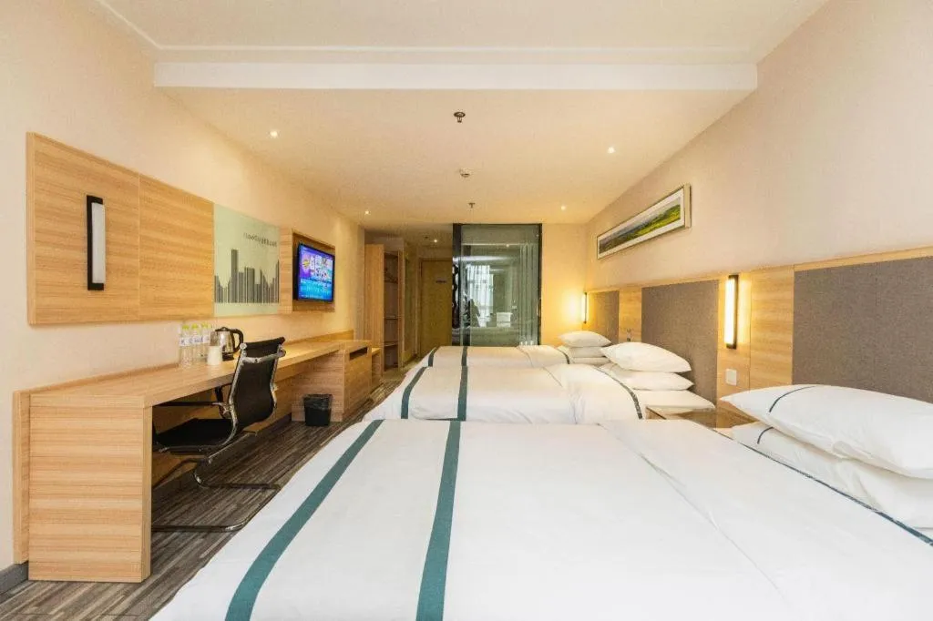 Bed in City Comfort Inn Chongqing Daping Shidai Tianjie