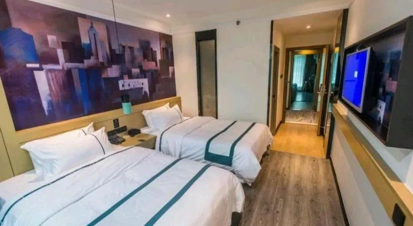 Bed in City Comfort Inn Shaoguan High-speed Railway Station Xilian Examination Center