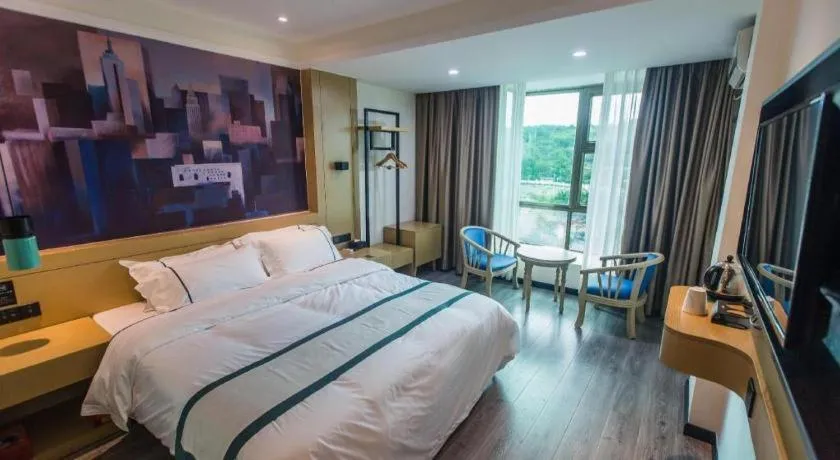 Bed in City Comfort Inn Shaoguan High-speed Railway Station Xilian Examination Center