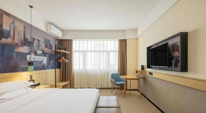 Bed in City Comfort Inn Changde Lixian Taohuatan