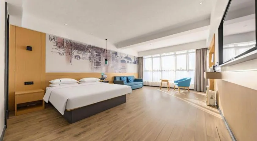 Bed in City Comfort Inn Changde Lixian Taohuatan