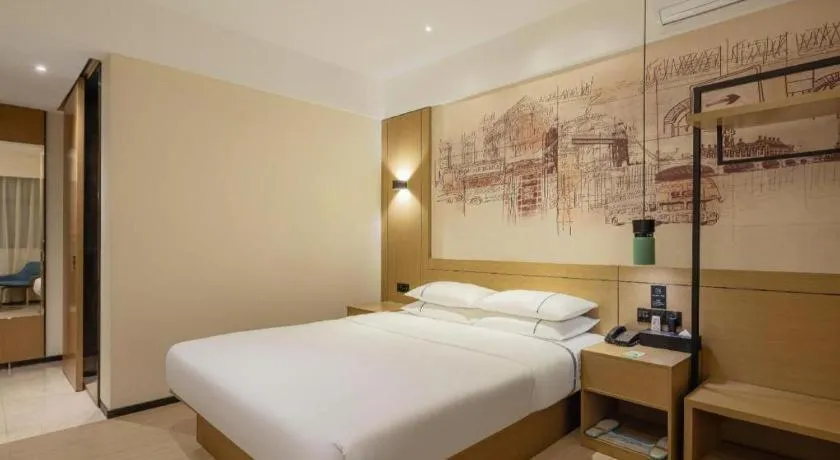 Bed in City Comfort Inn Changde Lixian Taohuatan