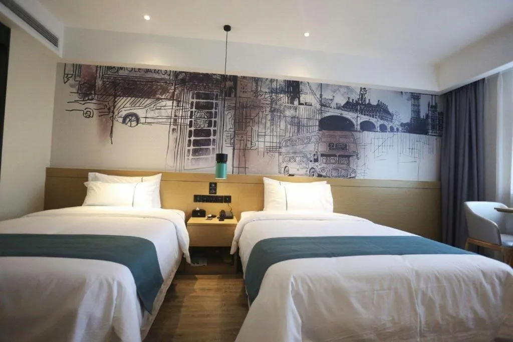 Bed in City Comfort Inn Changde Lixian Taohuatan