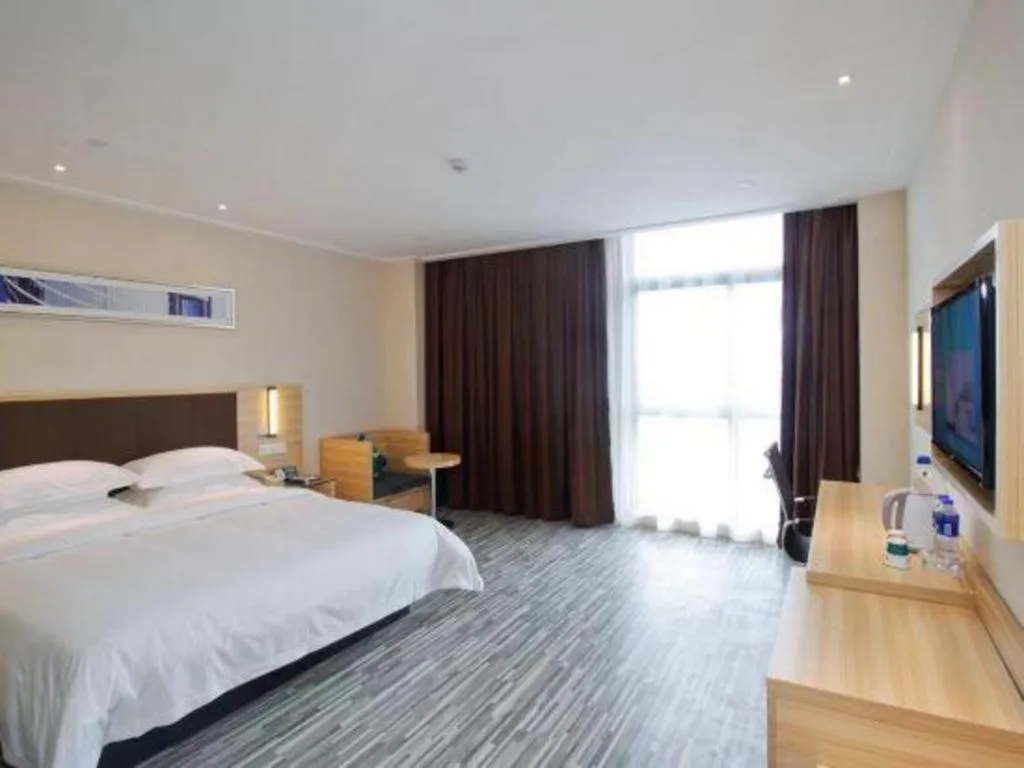 Bed in City Comfort Inn Hefei Binhu Wanghu Building Exhibition Center