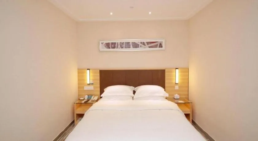 Bed in City Comfort Inn Hefei Binhu Wanghu Building Exhibition Center