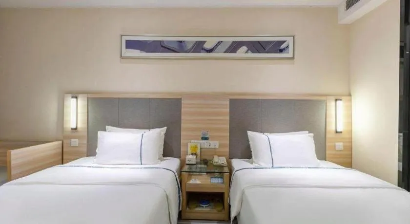 Bed in City Comfort Inn Hefei Binhu Wanghu Building Exhibition Center