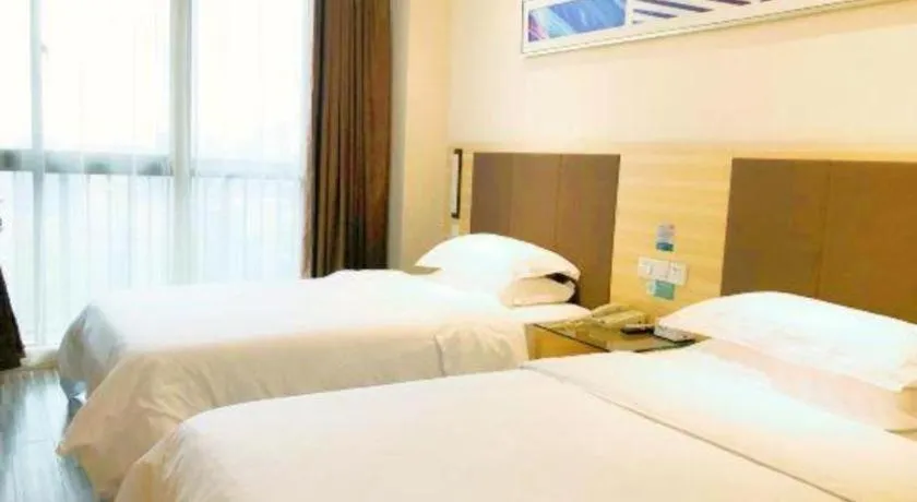 Bed in City Comfort Inn Hefei Binhu Wanghu Building Exhibition Center