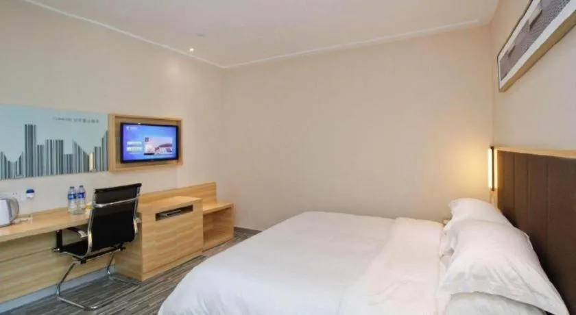 Bed in City Comfort Inn Hefei Binhu Wanghu Building Exhibition Center