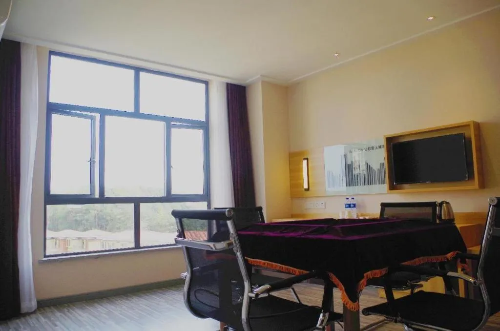 City Comfort Inn Huanggang Qichun Exhibition Center