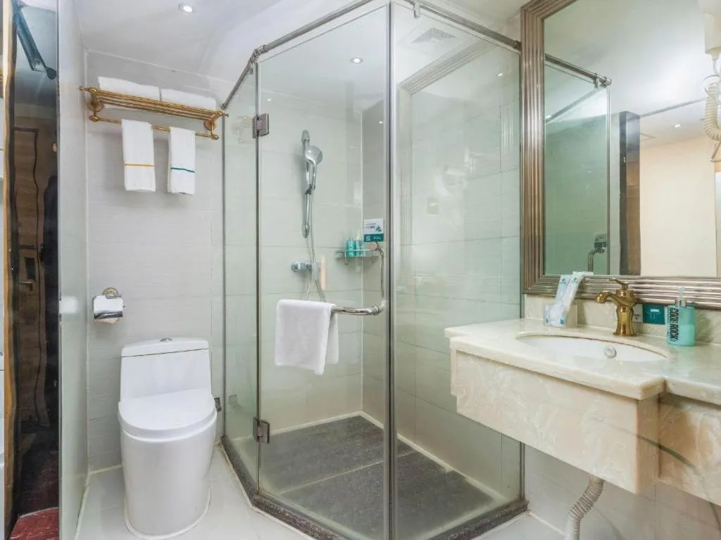 City Comfort Inn Zhanjiang Mazhang Pedestrian Street High-speed Railway West Station