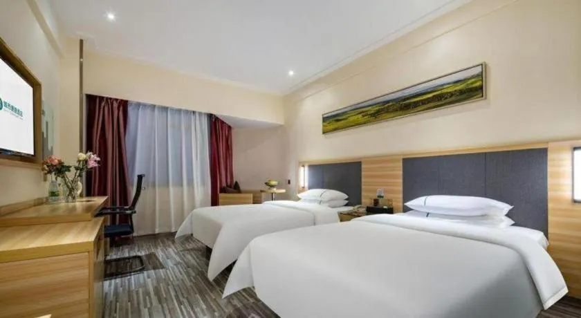 Bed in City Comfort Inn Zhanjiang Mazhang Pedestrian Street High-speed Railway West Station