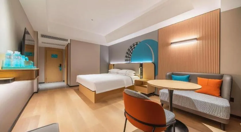 Bed in City Comfort Inn Zhanjiang Mazhang Pedestrian Street High-speed Railway West Station