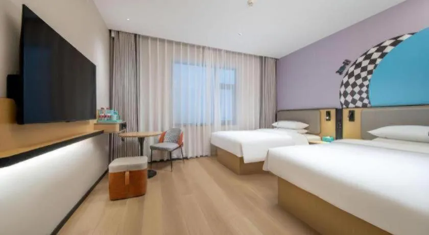 Bed in City Comfort Inn Zhanjiang Mazhang Pedestrian Street High-speed Railway West Station