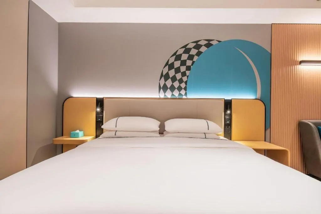 Bed in City Comfort Inn Zhanjiang Mazhang Pedestrian Street High-speed Railway West Station