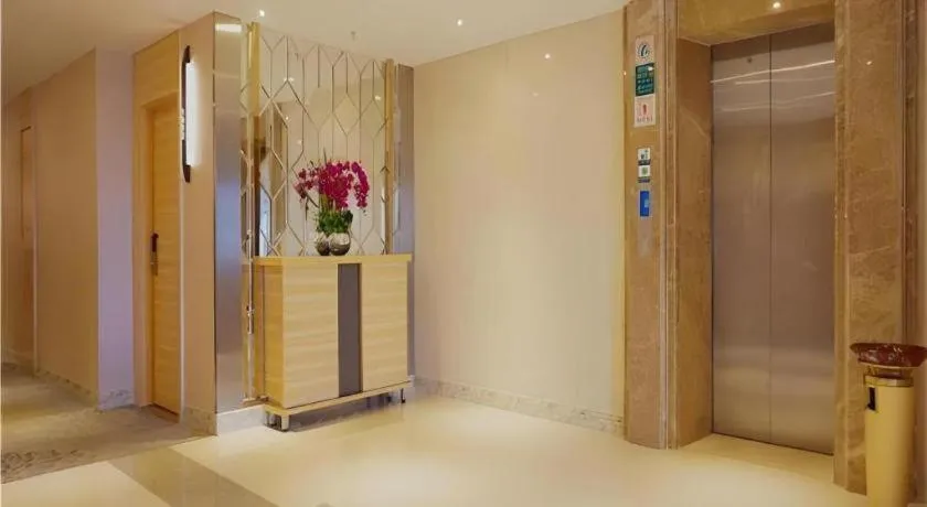 City Comfort Inn Zhanjiang Mazhang Pedestrian Street High-speed Railway West Station