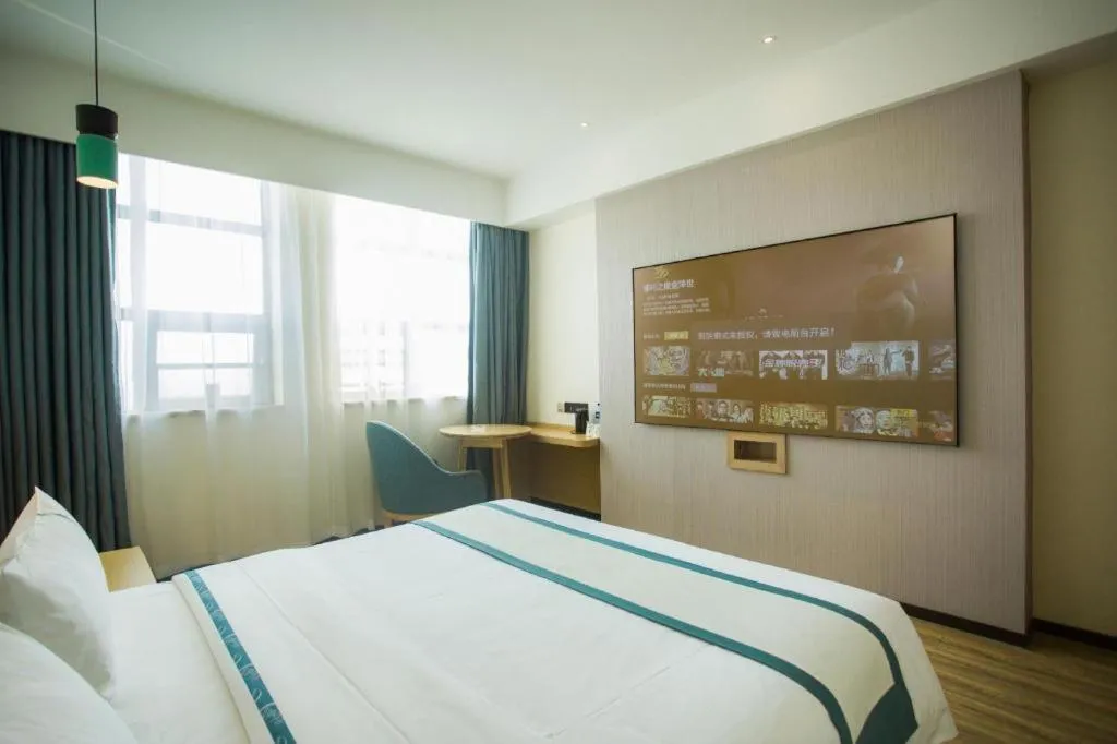 Bed in City Comfort Inn Chibi Walking Street