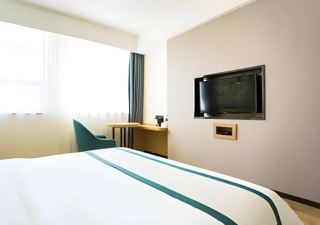 Bed in City Comfort Inn Chibi Walking Street