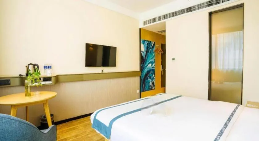 Bed in City Comfort Inn Wuhan International Expo Center Qianjin Village Metro Station