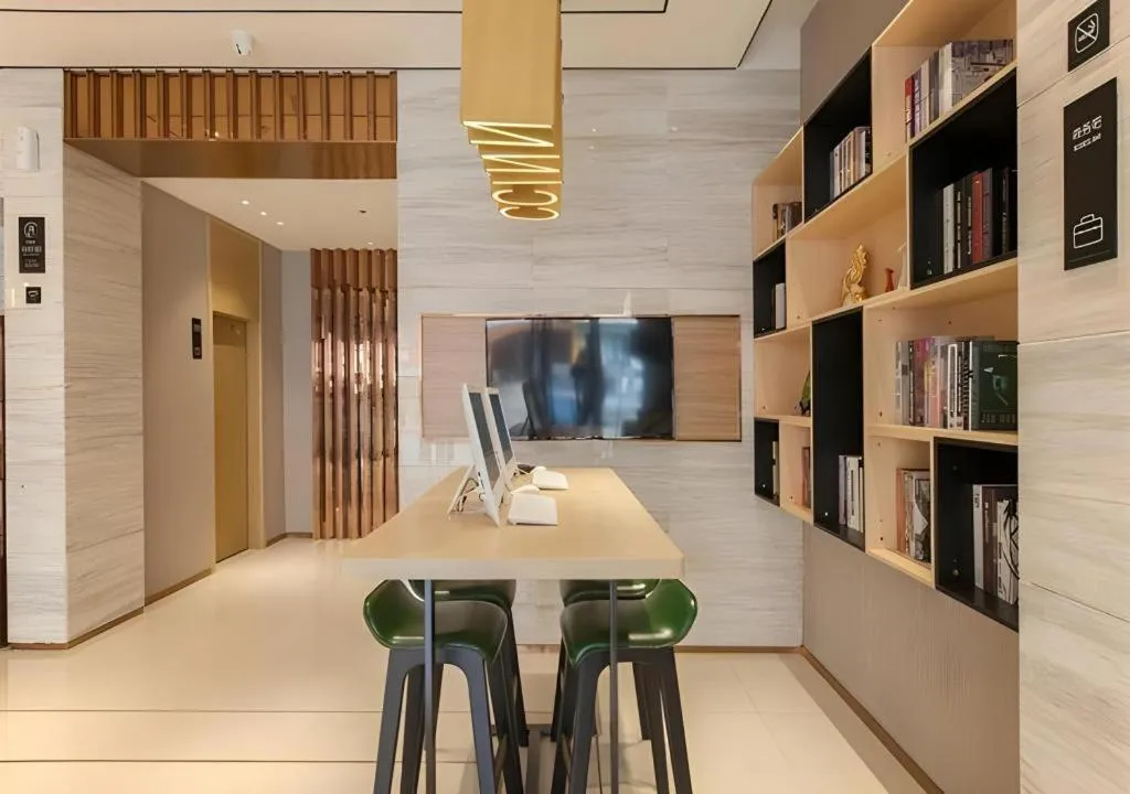 City Comfort Inn Wuhan International Expo Center Qianjin Village Metro Station