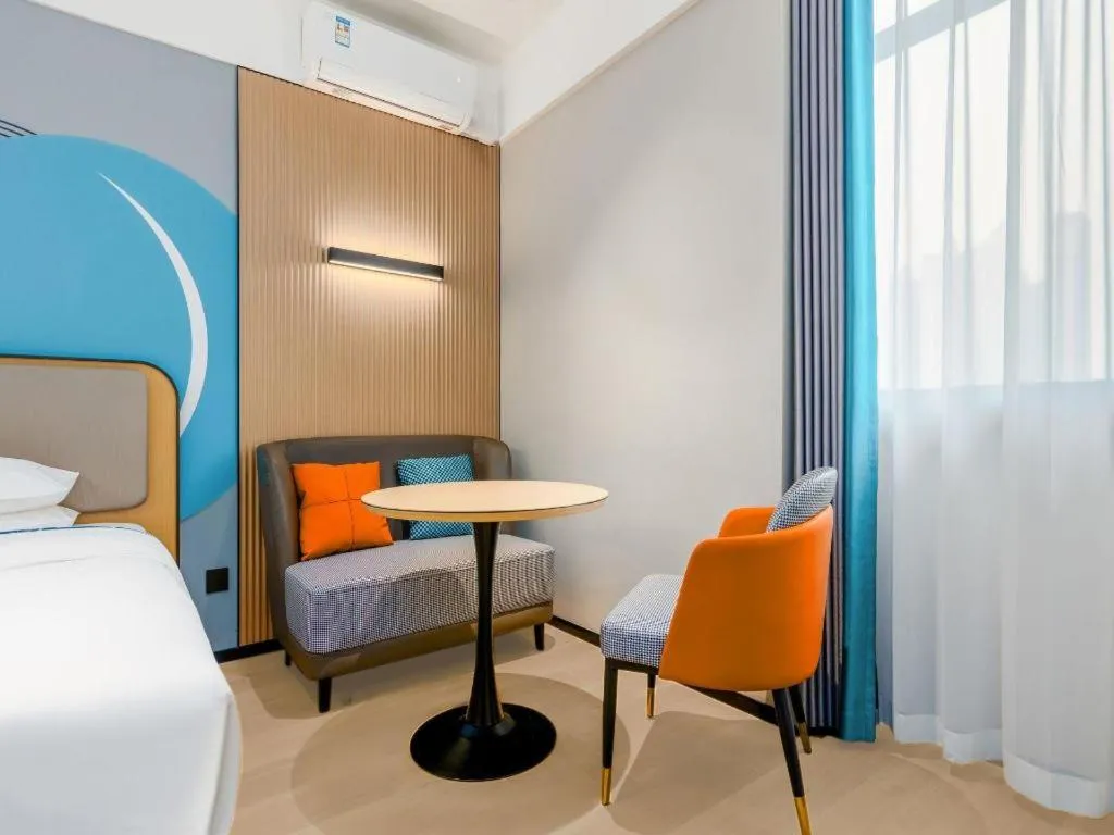 Bed in City Comfort Inn Wuhan International Expo Center Qianjin Village Metro Station