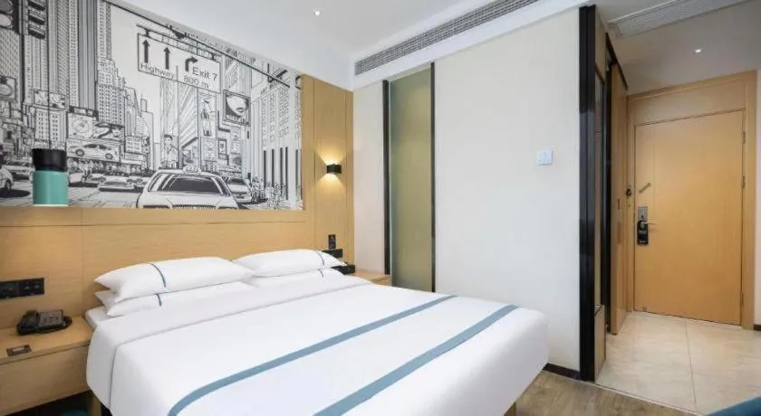 Bed in City Comfort Inn Yingcheng Walking Street