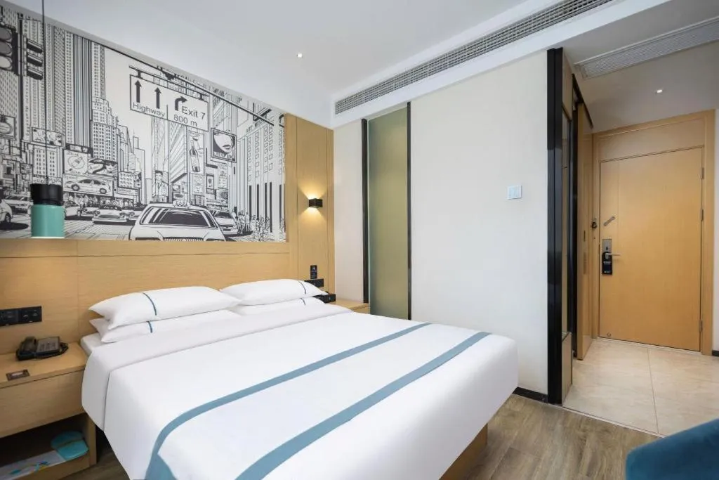 Bed in City Comfort Inn Yingcheng Walking Street