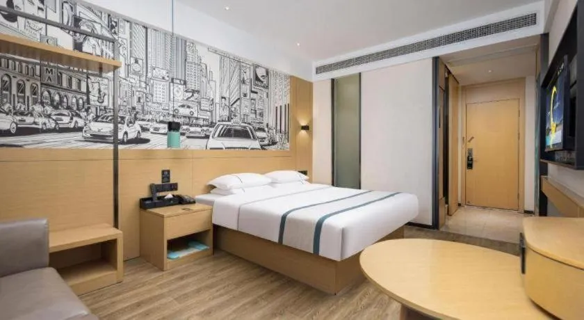 Bed in City Comfort Inn Yingcheng Walking Street