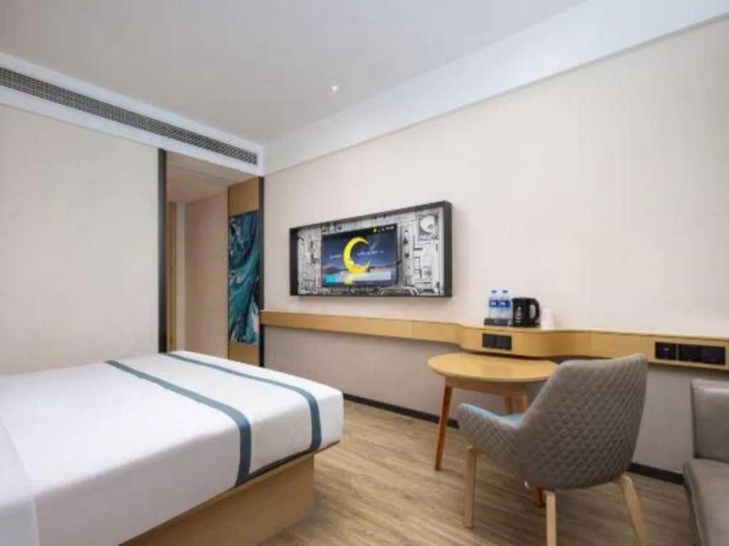 Bed in City Comfort Inn Yingcheng Walking Street