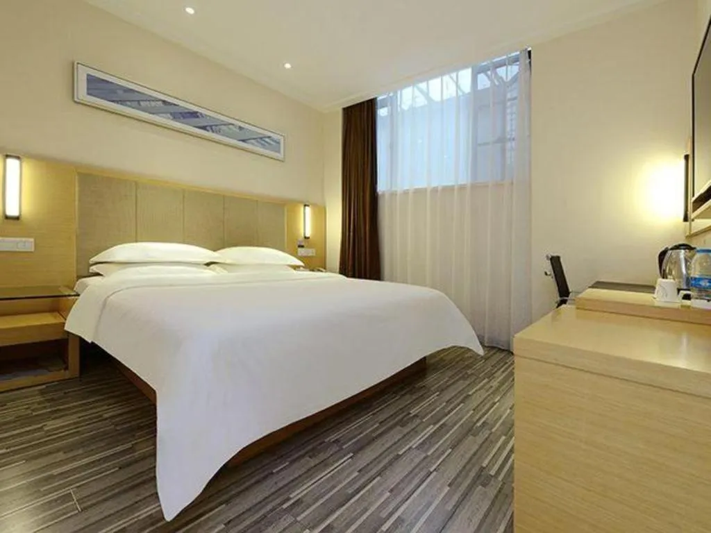 Bed in City Comfort Inn Tongren High-speed Railway Station