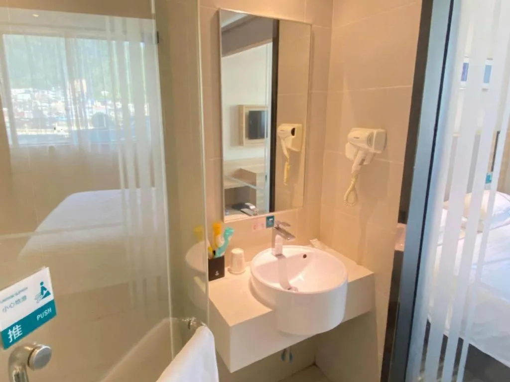 City Comfort Inn Tongren High-speed Railway Station