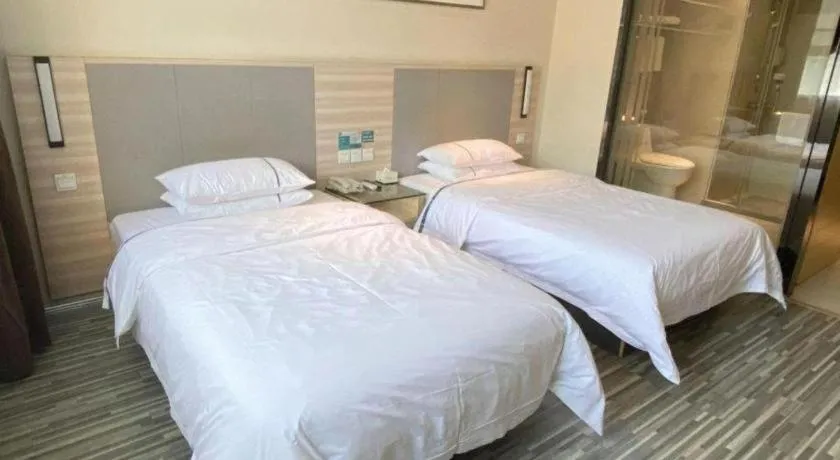 Bed in City Comfort Inn Tongren High-speed Railway Station