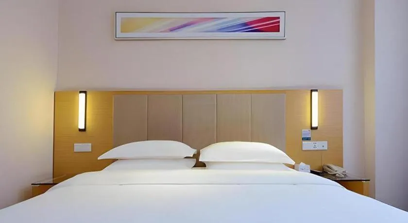 Bed in City Comfort Inn Tongren High-speed Railway Station