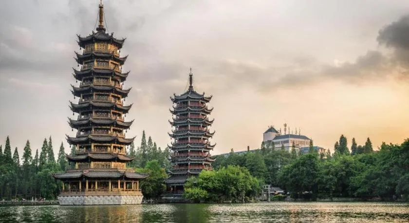 City Comfort Inn Guilin Two Rivers and Four Lakes Sun and Moon Shuangta