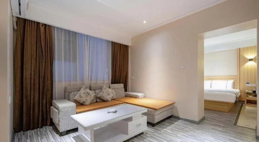 Bed in City Comfort Inn Liuzhou Wuxing Walking Street