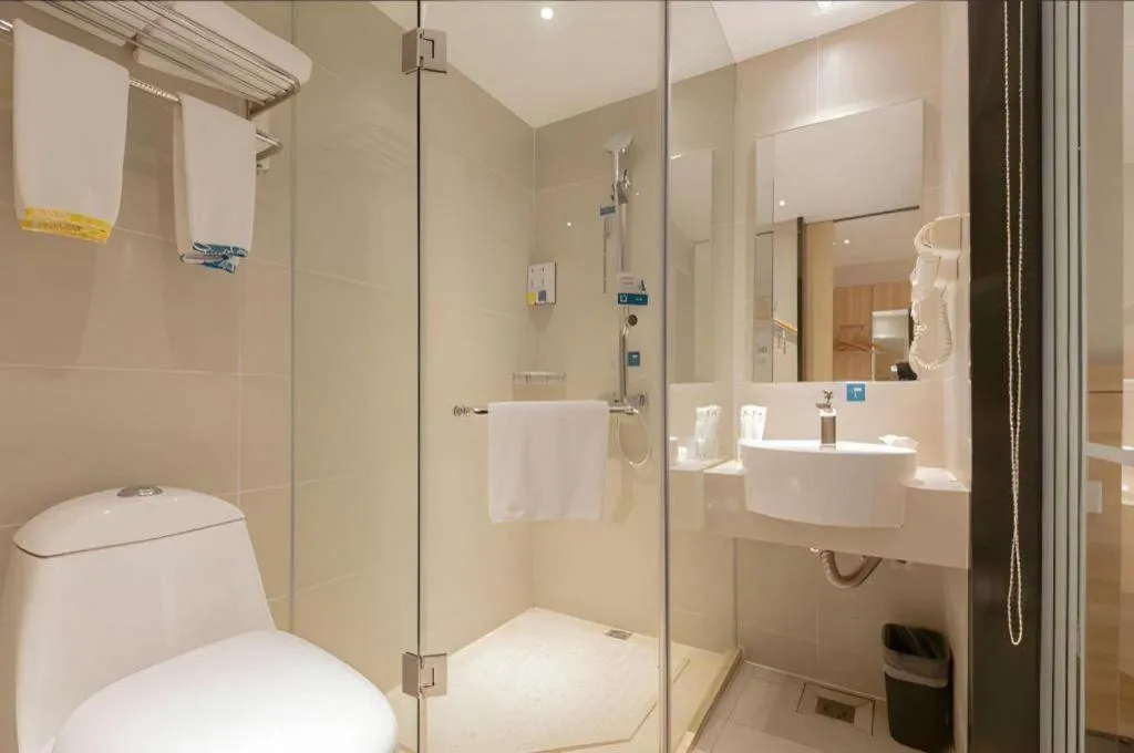 City Comfort Inn Liuzhou Wuxing Walking Street