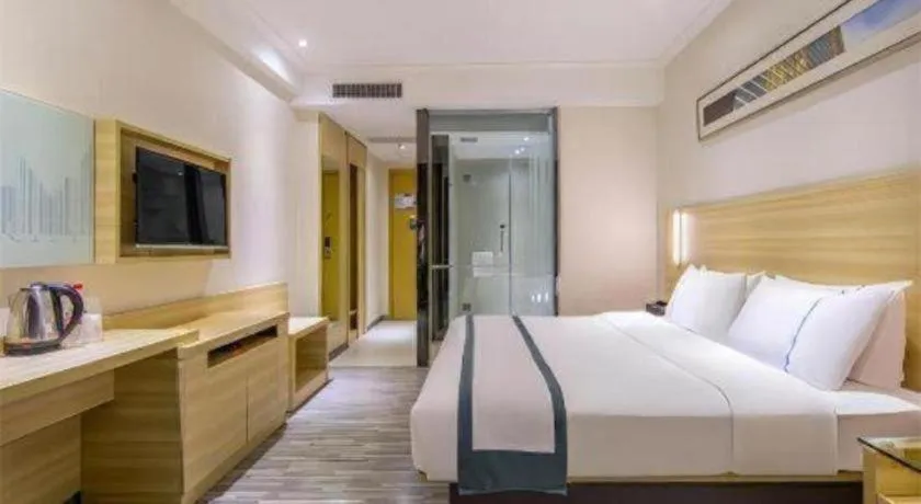 Bed in City Comfort Inn Zhuhai University Town Tangjiawan Plaza