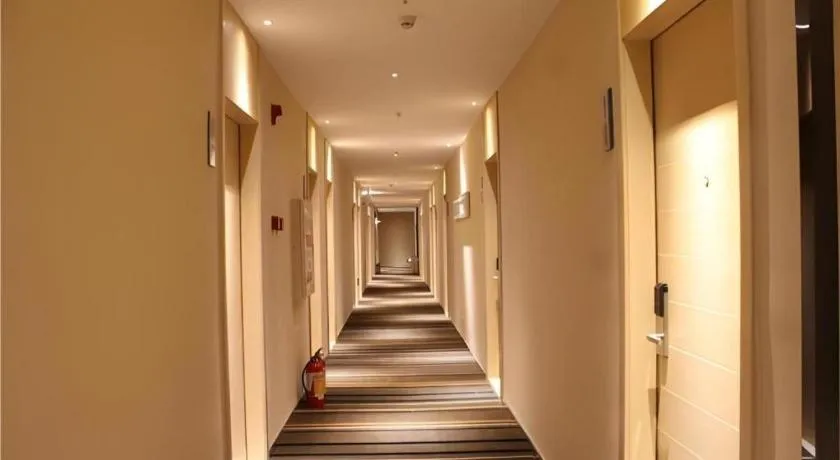 City Comfort Inn Zhuhai University Town Tangjiawan Plaza